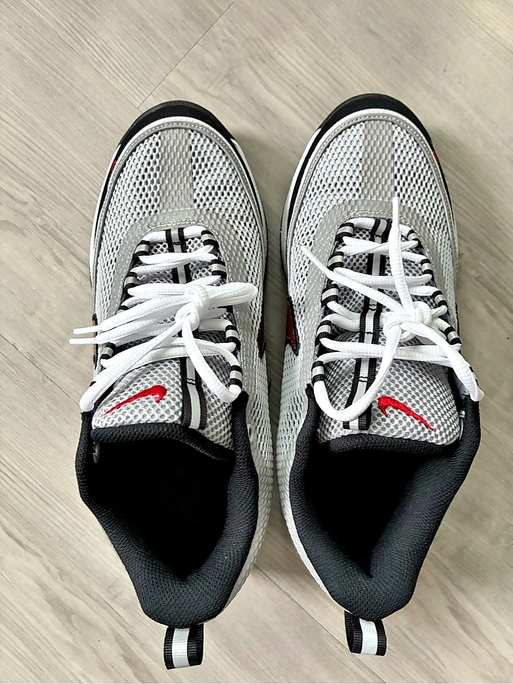 Nike Men’s Book 2 Spiridon